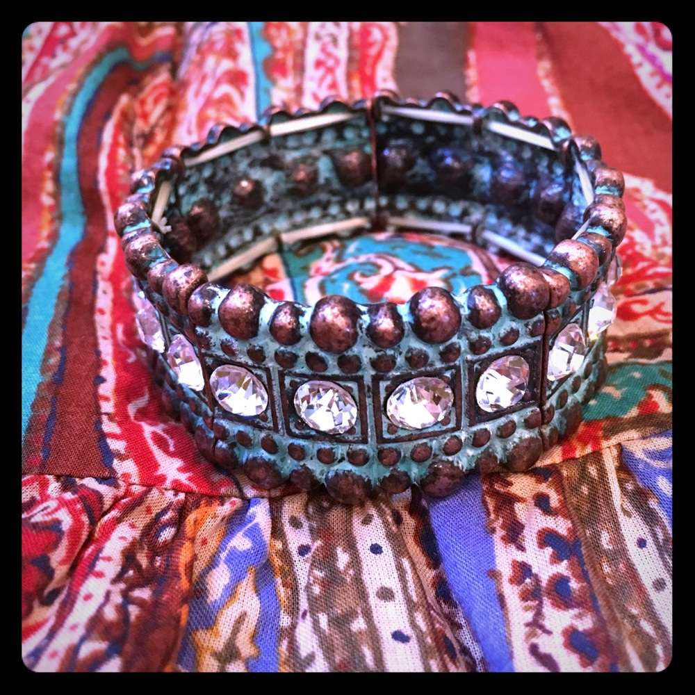 Bracelet