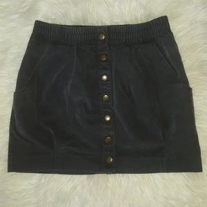 H&M button skirt