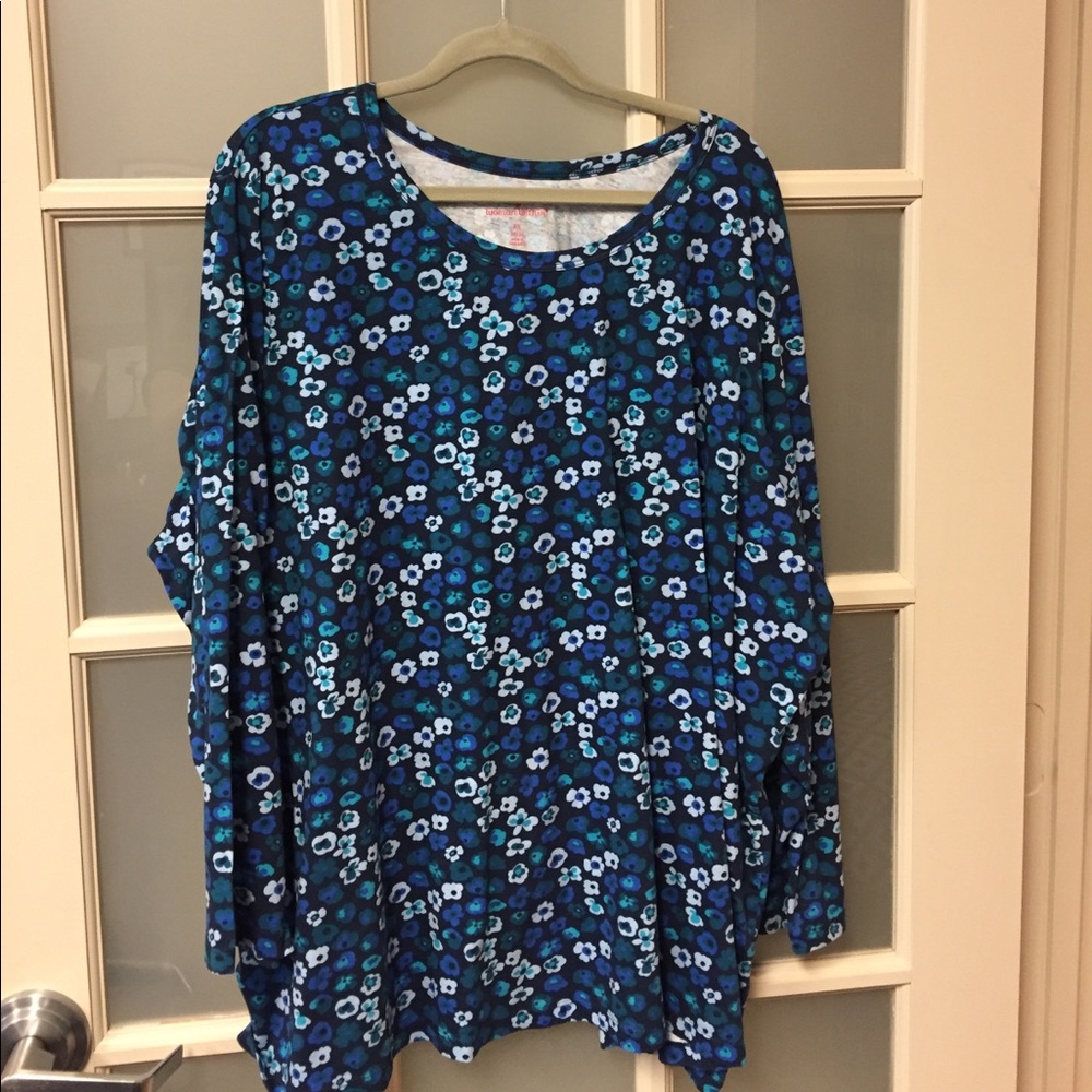 Long sleeve tee