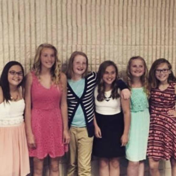 Meet your Posher, Chloe - Picture 1 of 1