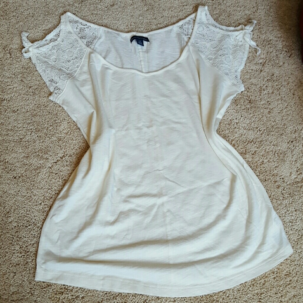 American Eagle Outfitters cream cold shoulder top