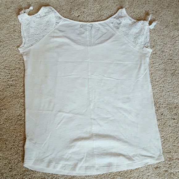 American Eagle Outfitters cream cold shoulder top - Picture 5 of 5