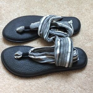 Sanuk sandals