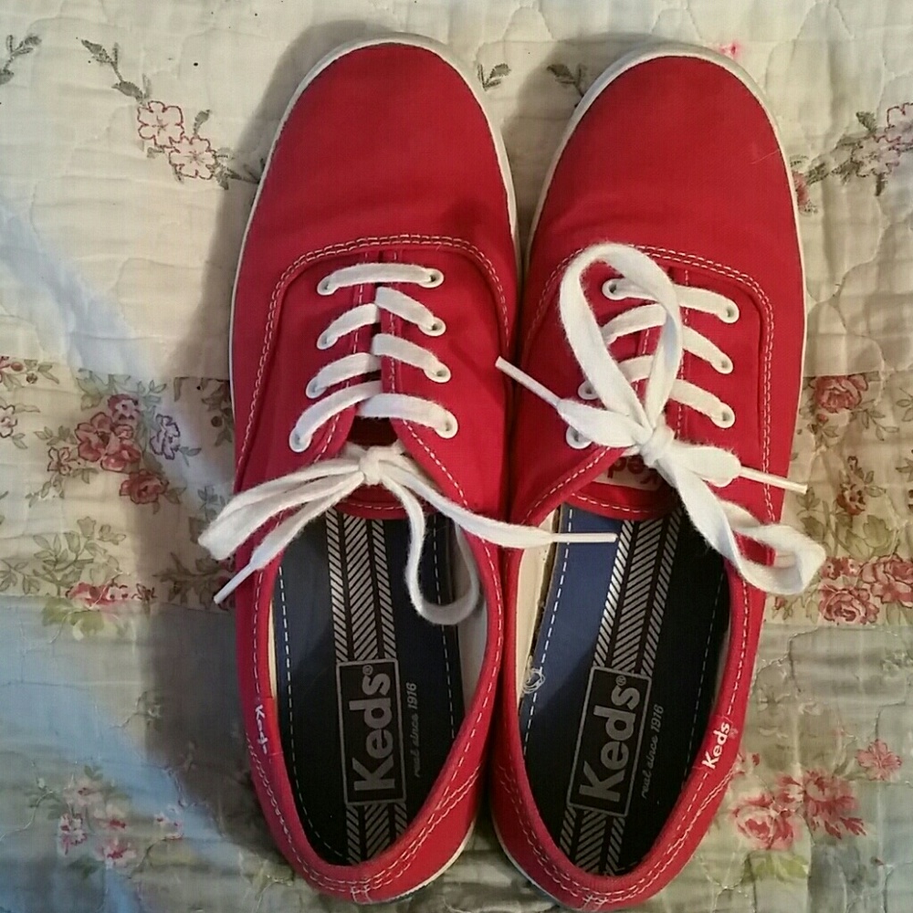 Red keds
