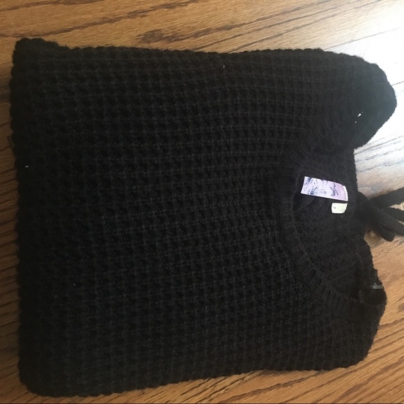 Cable knit sweater - Picture 4 of 4