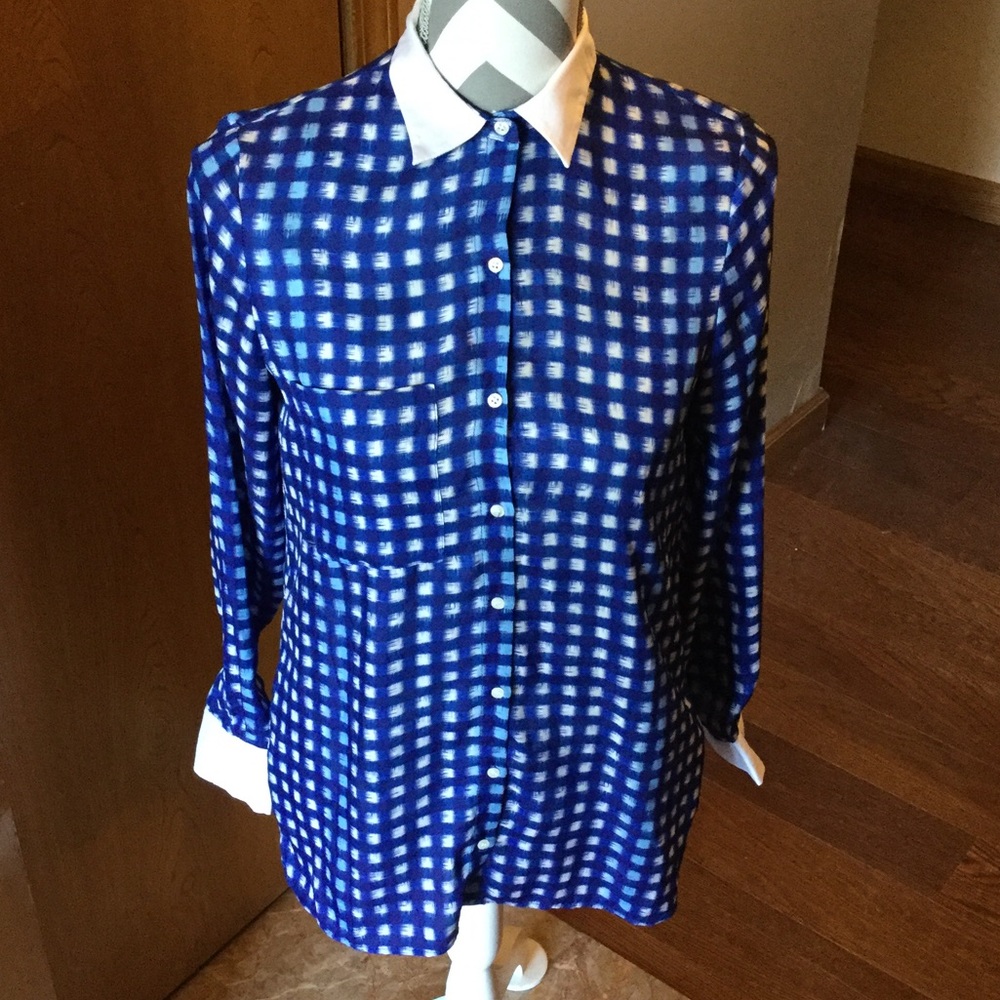 Zara Basic top size small.