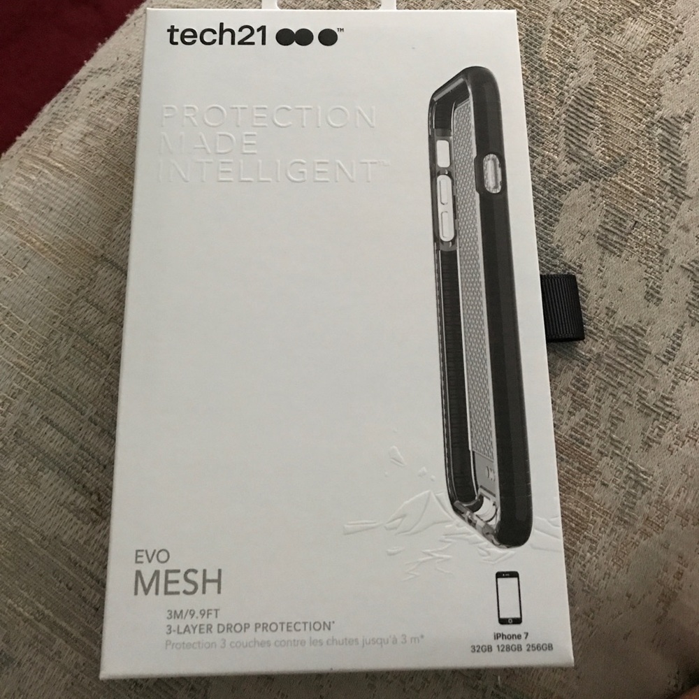 Tech 21 evo mesh case for iPhone 7