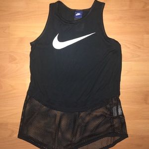Nike tank