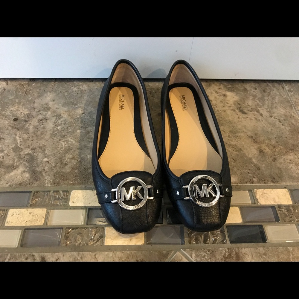 Michael Kora Black Leather Flats