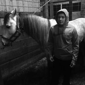 Meet your Posher, Hugo