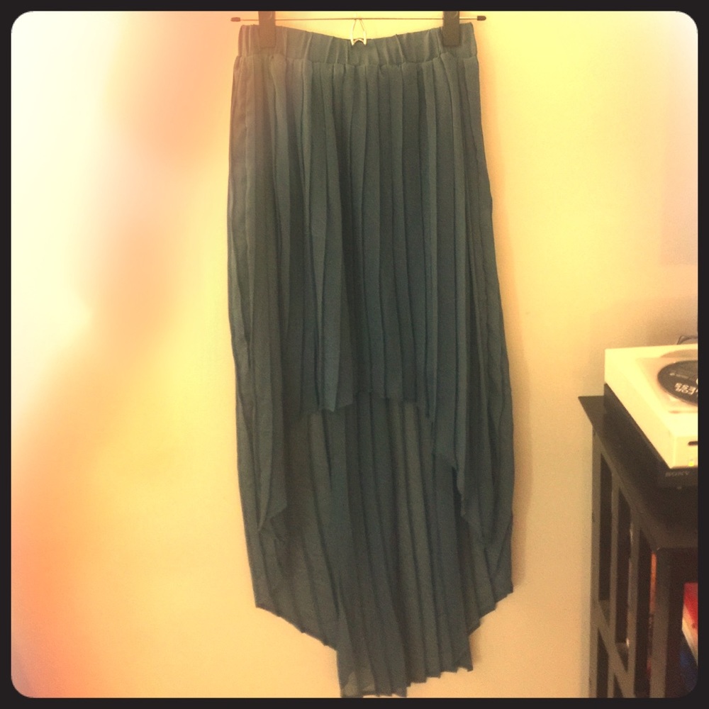 Hi low skirt