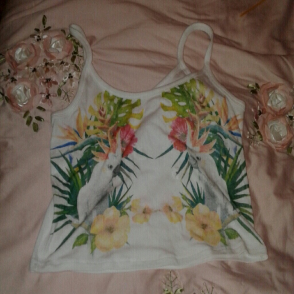 Cute crop top