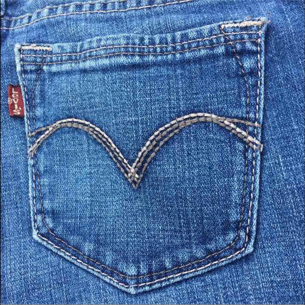 ****SOLD****Levi skinny jeans - Picture 3 of 4