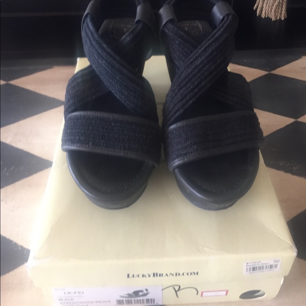 Lucky brand black stretchy wedge sandals