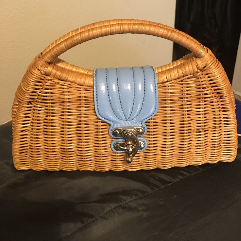 NWT Ava Rose handbag with parlor blue detail