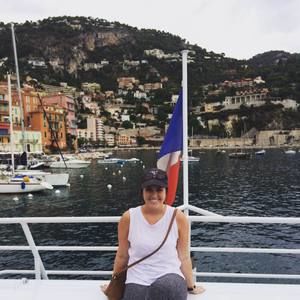 Meet your Posher, Jena