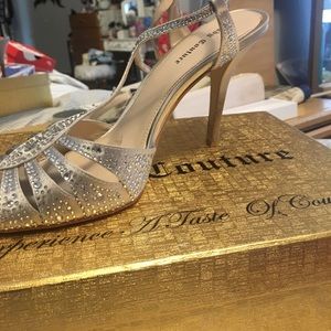 Sliver formal heels size 10