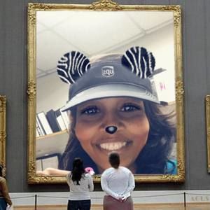 Meet your Posher, Mia