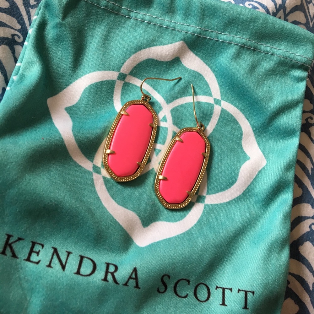 Kendra scott