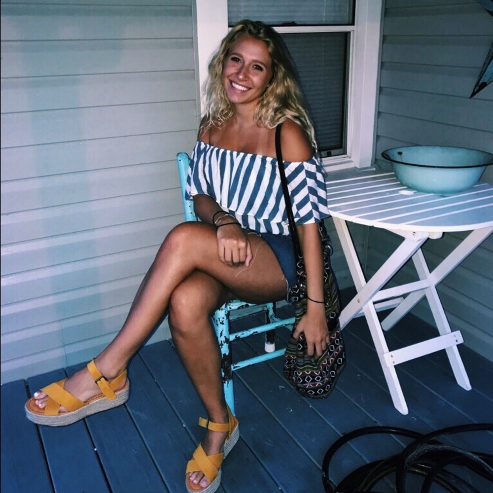 Meet your Posher, Kenzie