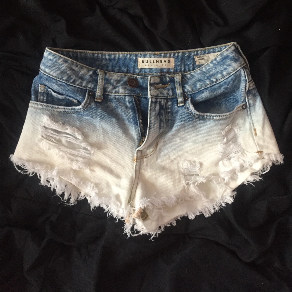 bullhead denim shorts