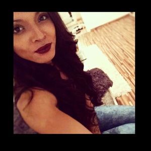 Meet your Posher, Sabrina