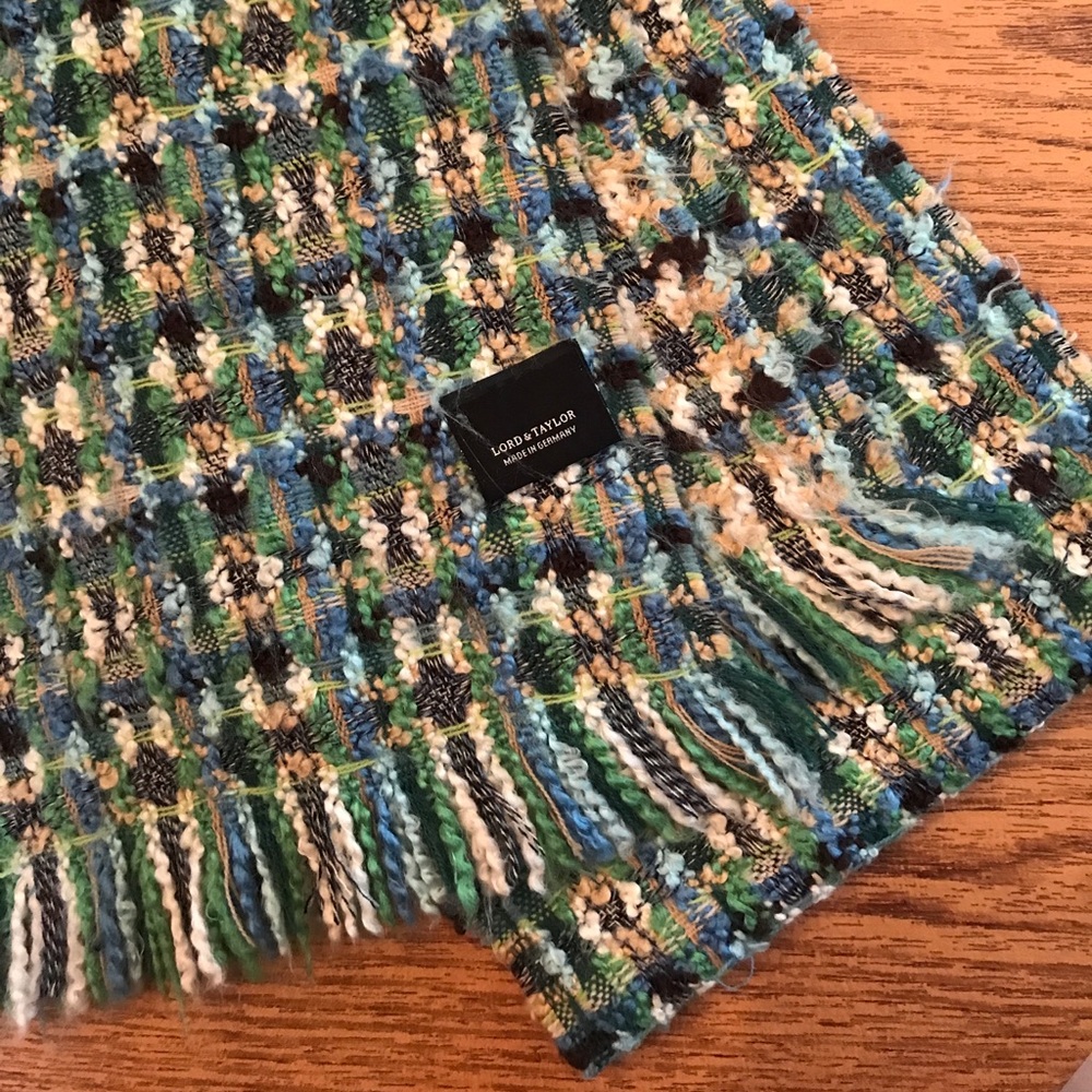 Lord & Taylor Blue & Green Scarf