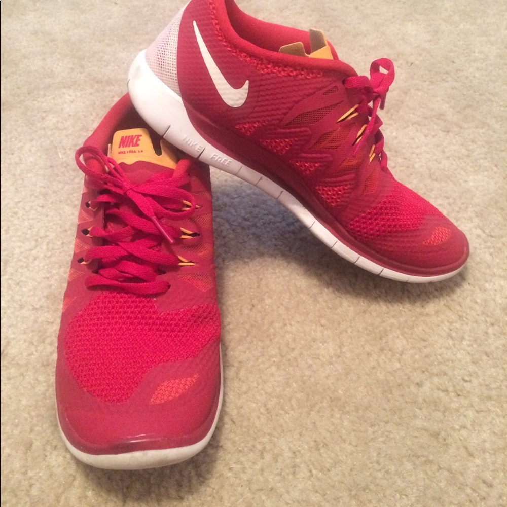 Red Nike free 5.0