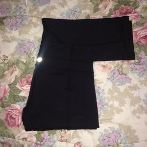 lululemon size 8 strait leg full length