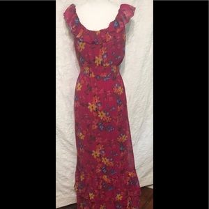 **Last Chance**Old Navy Maxi Floral Dress Size M