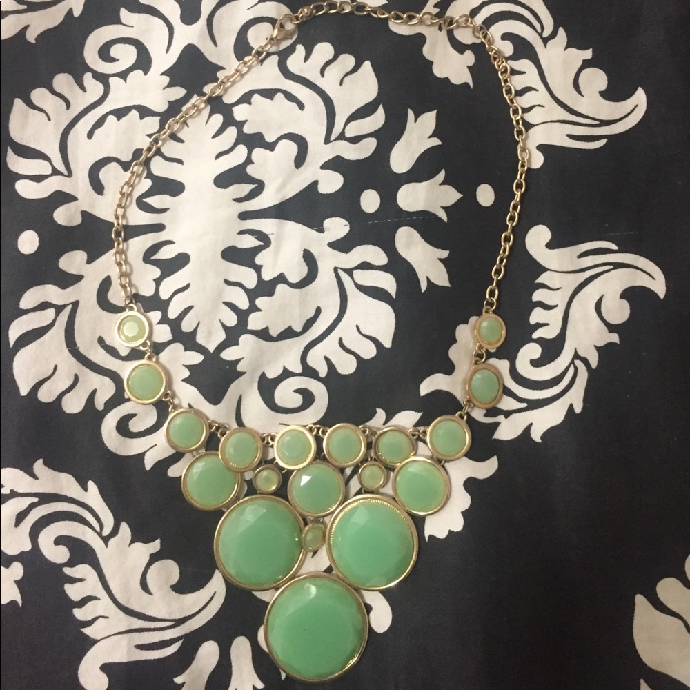 Mint/gold necklace