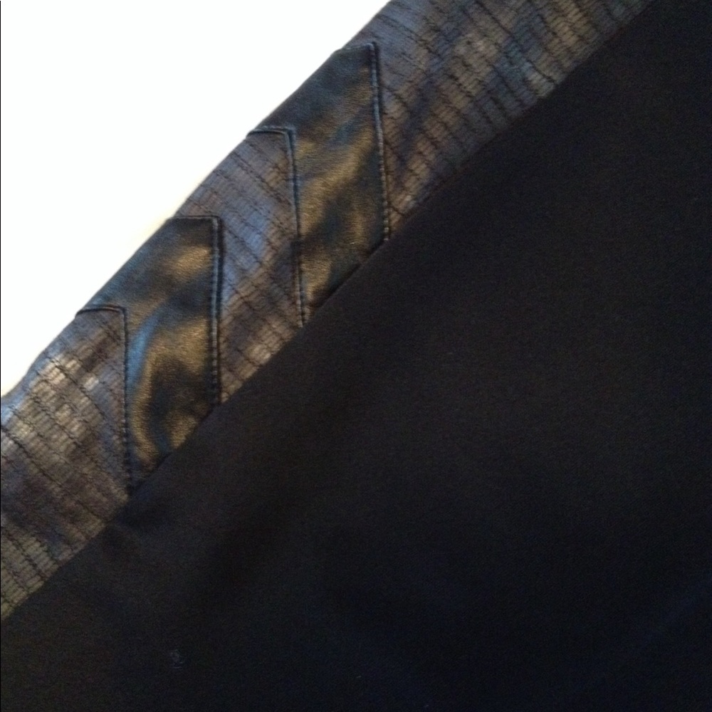 The perfect little black pant - Picture 2 of 3