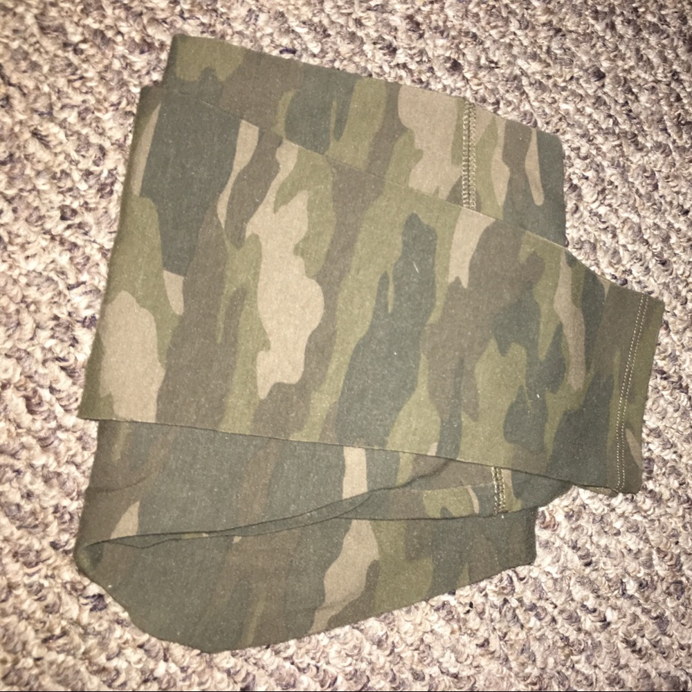 garage camo leggings