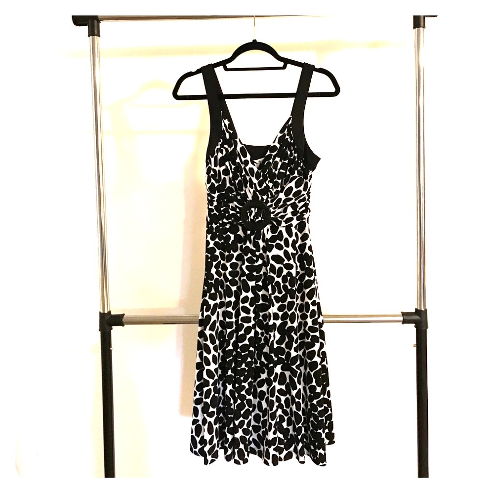 White House Black Market Black and White Dress