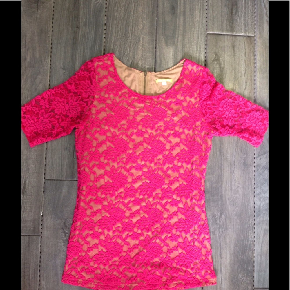 NWOT.  Gianni Bini Top. Never worn or washed.