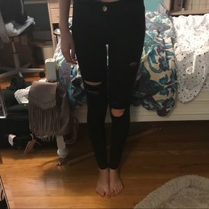American Eagle Black Distressed Skinny Jeggings