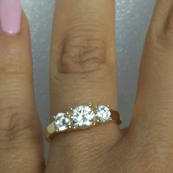 14k Yellow Gold 3 stone  Round Engagement Ring - Picture 5 of 8