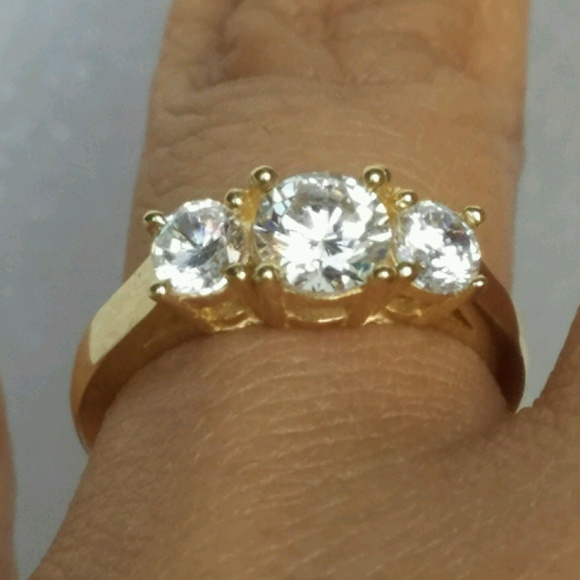 14k Yellow Gold 3 stone  Round Engagement Ring - Picture 8 of 8