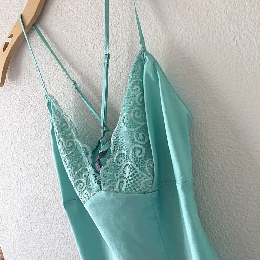 GUESS Solid Lace-Trim Cami