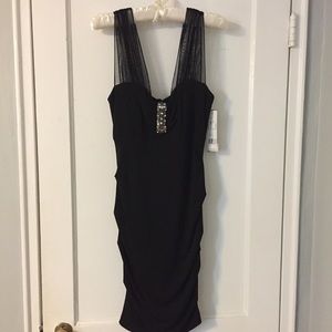 💥NWT💥 Nicole Miller black mini dress!