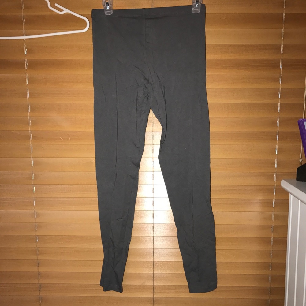 Grey leggings