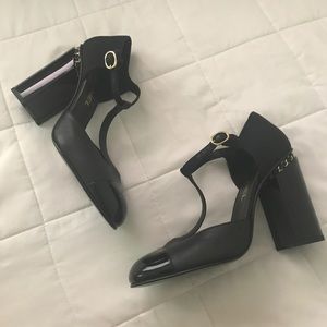 authentic CHANEL pumps