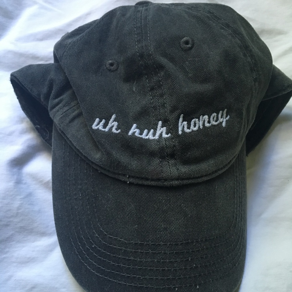 Brandy Melville Uh Huh Honey Baseball Cap