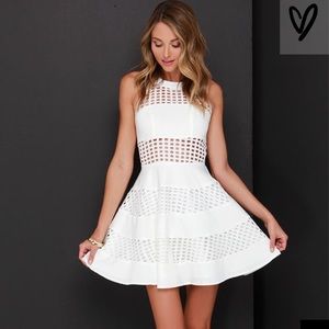 NEVER WORN adorable white summer sundress!
