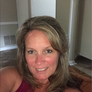 Meet your Posher, Lee