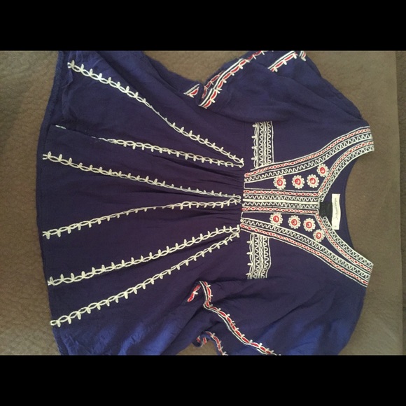 Clothes - Picture 6 of 8