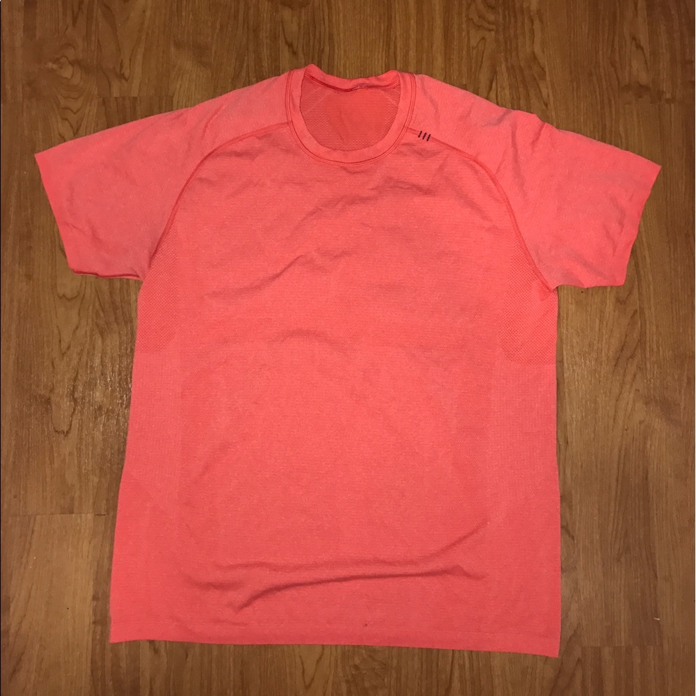 Short Sleeve Metal Vent Tech