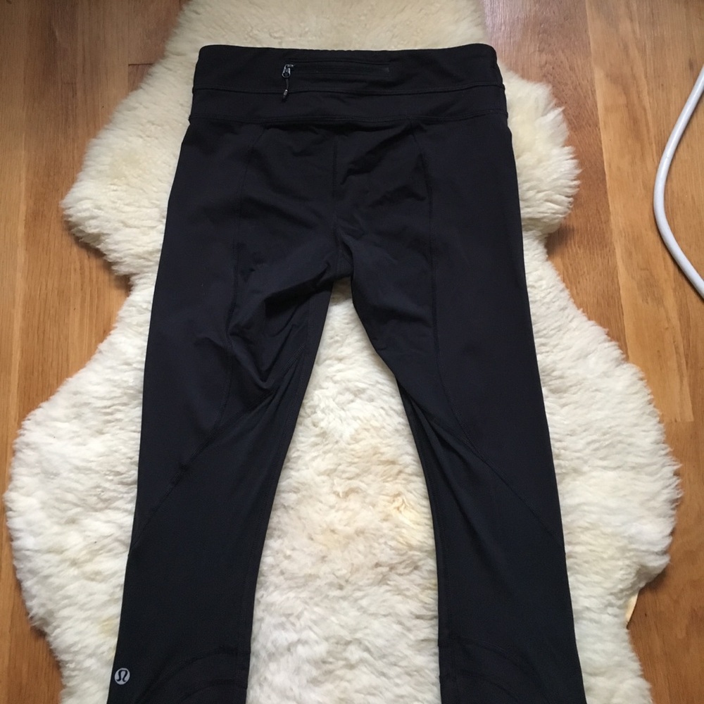 Lululemon crops
