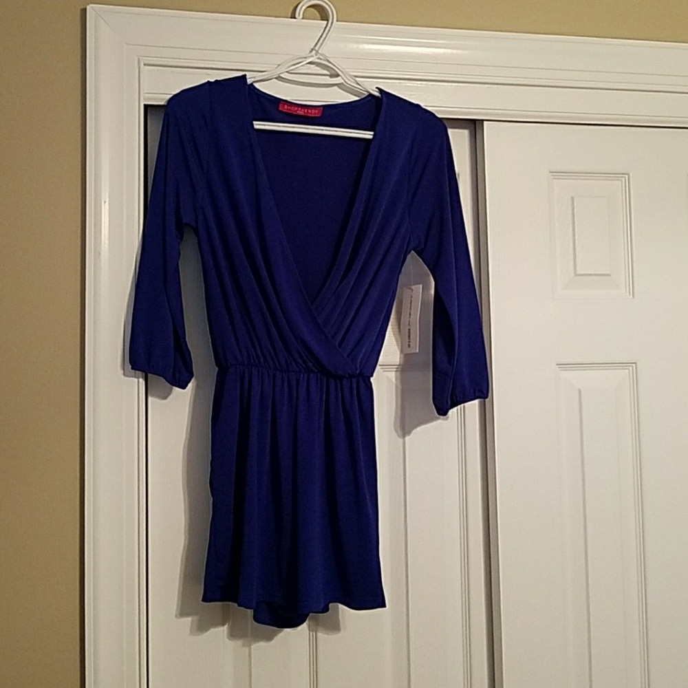 Short romper three quarter sleeve