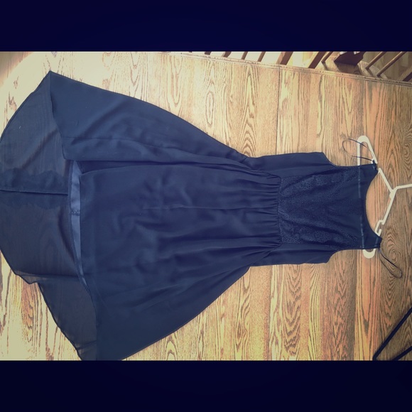 High-low black dress with lace. - Picture 1 of 4